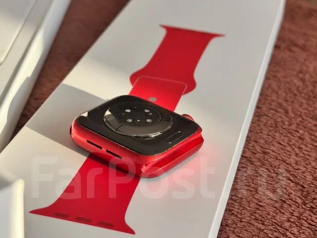 Apple Watch Series 6. GPS, NFC, IP68 ����
