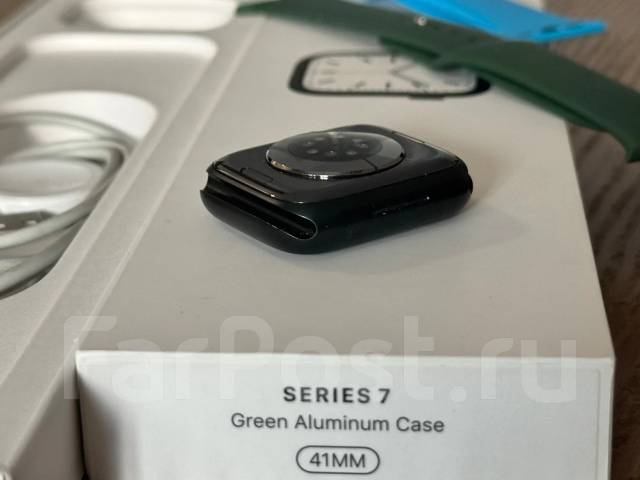 Apple Watch Series 7. GPS, IP68 ����