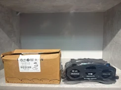 ������� ��������� �������� Touareg Audi Q7 4M0698151K 4M0698151K ����