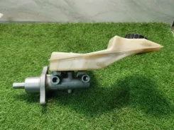 ������� ��������� ������� Mazda 3 BK (2003�2006) BPYS4340Z ����
