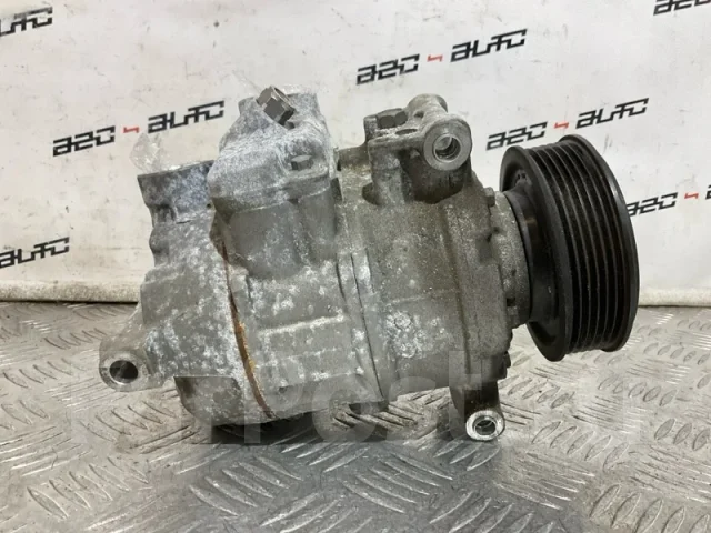���������� ������������ Audi A4 8KD260805 B8 CDN 8KD260805 ����