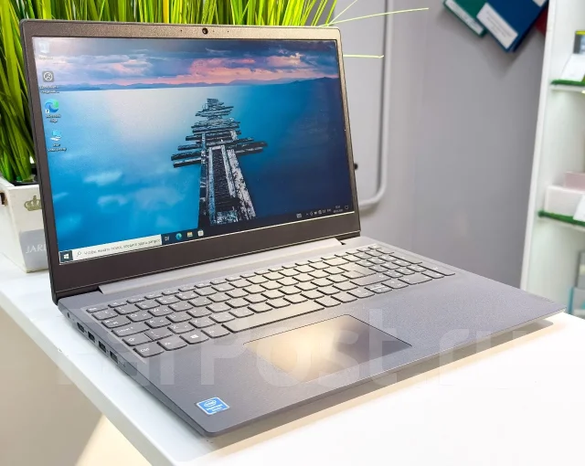 Lenovo V15. 15.6", WiFi: 1, Bluetooth: 1 ����