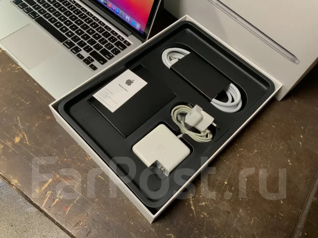 Apple MacBook Pro 13 2015 Early MF841. 13.3", 2,7����, ��� 8 ��, ���� 512���, WiFi: 1, Bluetooth: 1 ����