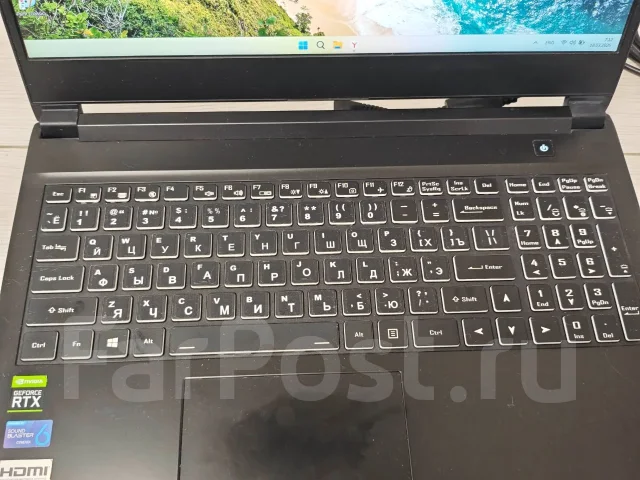 Hasee. 15.6", ��� 16 ��, ���� 500���, WiFi: 1, Bluetooth: 1, ����������� �� 2��. ����