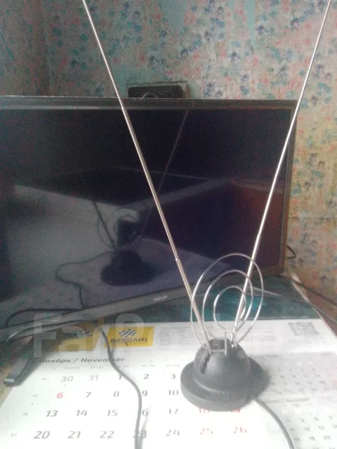 DEXP F22D7200E. LED ����