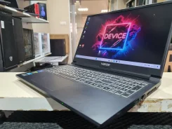 Hasee. 15.6", 2,7����, ��� 16 ��, ���� 512���, WiFi: 1, Bluetooth: 1, ����������� �� 3��. ����