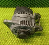 ��������� Mitsubishi Carisma Md327550 ����