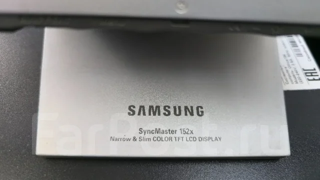 Samsung. 15" ����
