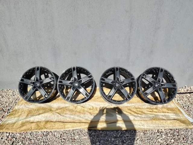 Antera. 9.0x20", 5x112, ET40, �� 66,6���. ����