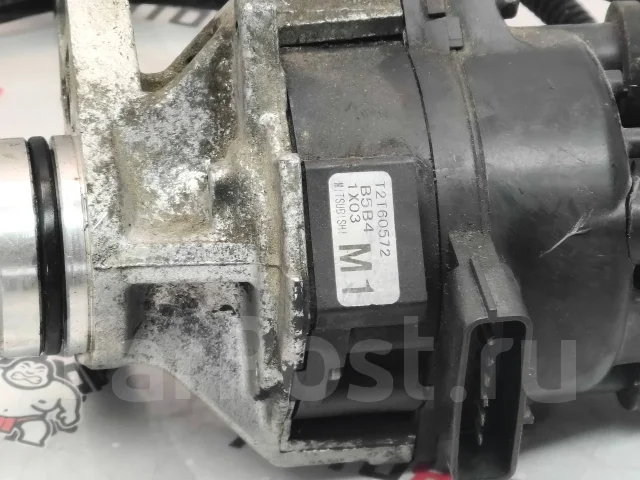 �������� Mazda Demio DW3W B3 B5B4-18-200 ����