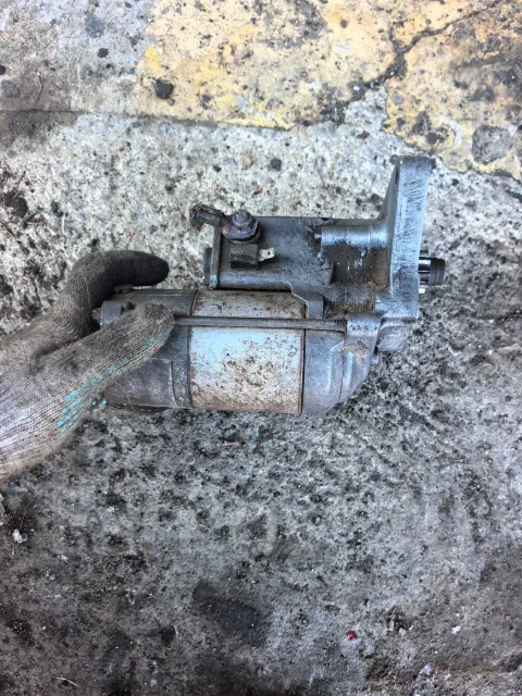 ������� Mazda MPV WL0218400A WLT ����
