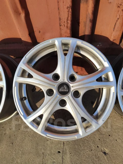 Akina. 6.0x15", 5x114.3, ET45, �� 67���. ����