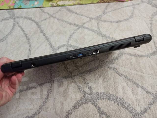 Acer Aspire ES1-512. 15.6", 2,2����, ��� 2048 ��, ���� 320���, WiFi: 1, Bluetooth: 1, ����������� �� 1��. ����