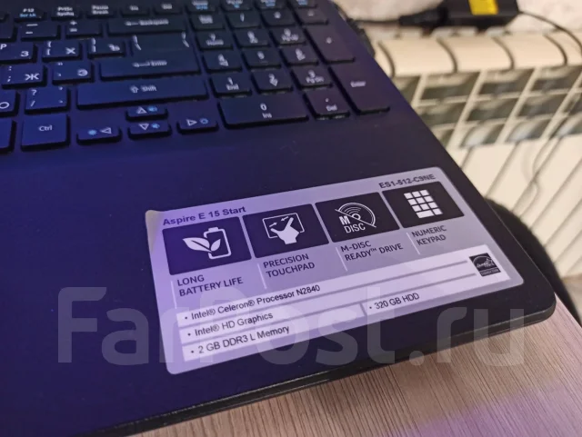 Acer Aspire ES1-512. 15.6", 2,2����, ��� 2048 ��, ���� 320���, WiFi: 1, Bluetooth: 1, ����������� �� 1��. ����