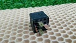 ���� Audi 80 1985 431951253H B2 81 85 DS 1.8� 431951253H ����