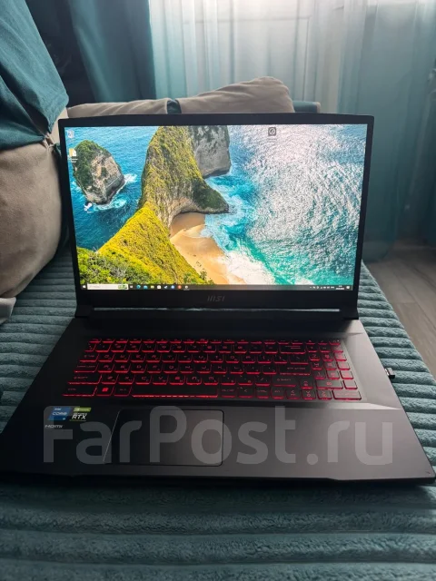 MSI Katana. 17.3", 2,5����, ��� 16 ��, ���� 477���, WiFi: 1, Bluetooth: 1, ����������� �� 3��. ����