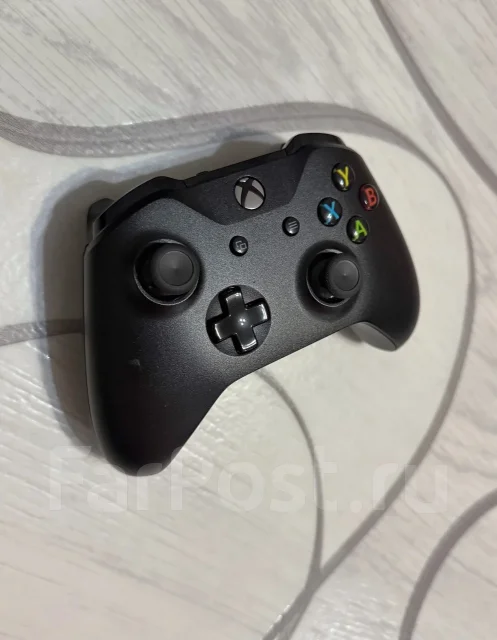 Microsoft Xbox One X ����