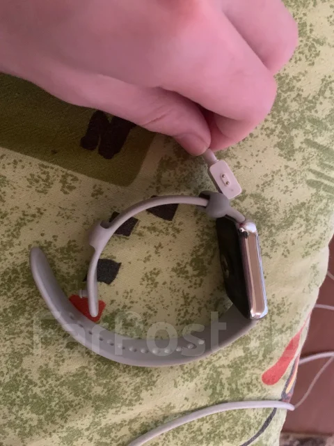 Xiaomi Smart Band 8 Pro ����