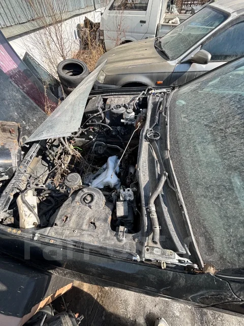 Nissan Laurel. HC34, RB25DE ����