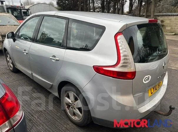 ������� Renault Scenic 2009-2012 21203447 8200665518 ����