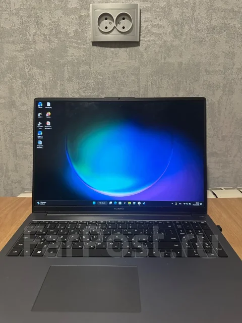 Huawei MateBook D 16. 16", ��� 16 ��, WiFi: 1, Bluetooth: 1, ����������� �� 10��. ����