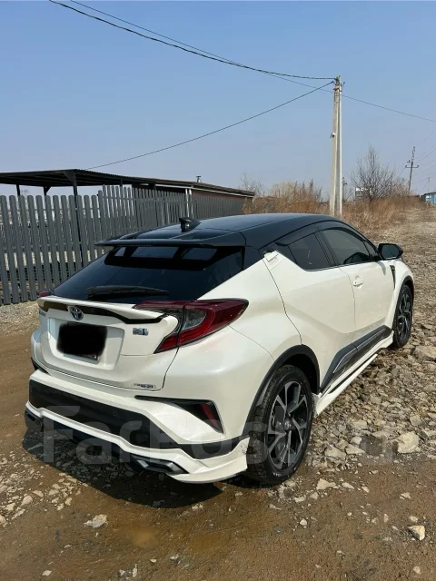 Toyota C-HR. 111 024����. �� ����