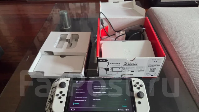 Nintendo Switch OLED ����
