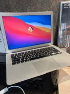 Apple MacBook Air 13 2013 Mid. 13", 1,3����, ��� 4 ��, ���� 256���, WiFi: 1, Bluetooth: 1, ����������� �� 5��. ����