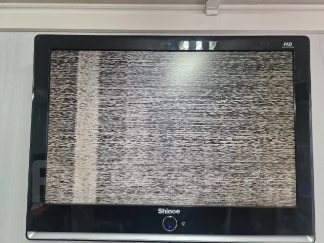 Shinge. LCD (��) ����