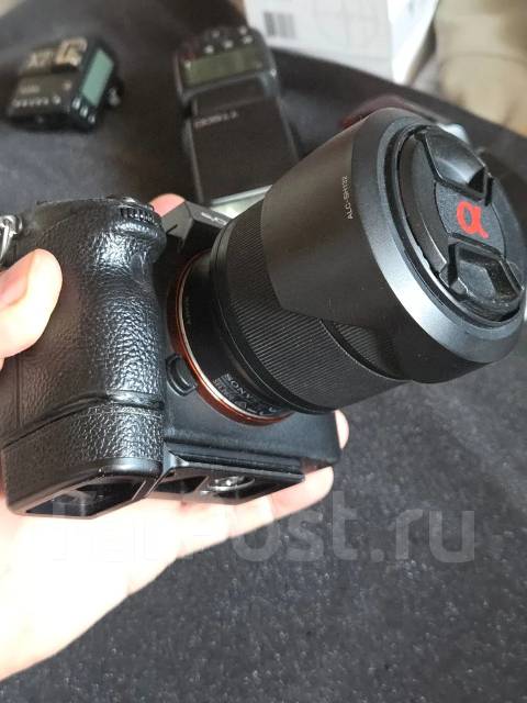 Sony Alpha ILCE-7RM3 Kit. 20 � ����� ��, ���: 5� ����