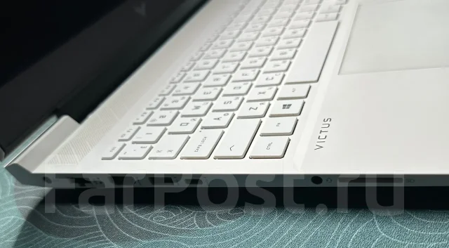 HP Victus 16 ����