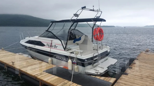 Bayliner. 1988 ���, ����� 7,62��., ��������� ������������, 250��.�., ������ ����