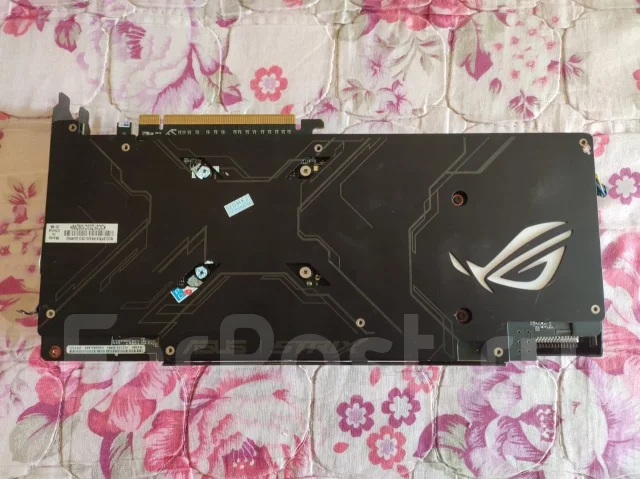 Radeon RX 580 ����
