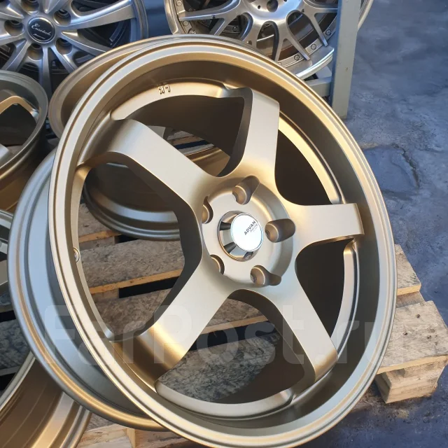 Advan. 7.0x17", 5x114.3, ET40, �� 60,1���. ����