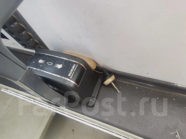 Yamaha FR-27. 1986 ���, ����� 8,23��., ��������� ������������, 200��.�., ������ ����
