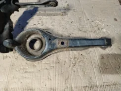 ����� ���������� (������������) Ford Focus 1 (98-05) 1357317 ����� 1357317 ����