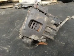������� �������� ������ Ford Focus 1 (98-05) 1075560 ����� 1075560 ����