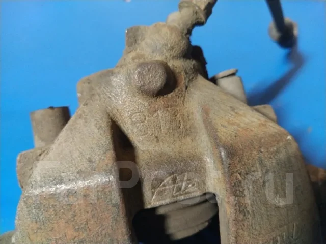 ������� �������� ����� Ford Focus 2 1459585 1459585 ����