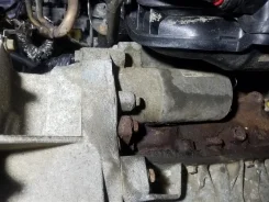 ������� Ford Focus 1 USA (98-05) 2001 YS4Z11002EBRM ����� 2.0L Zetec YS4Z11002EBRM ����