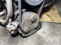 ���������� ������������ Ford Focus 2 2010 1784597 ��������� 1.8L Duratec-HE PFI (125PS) 1784597 ����
