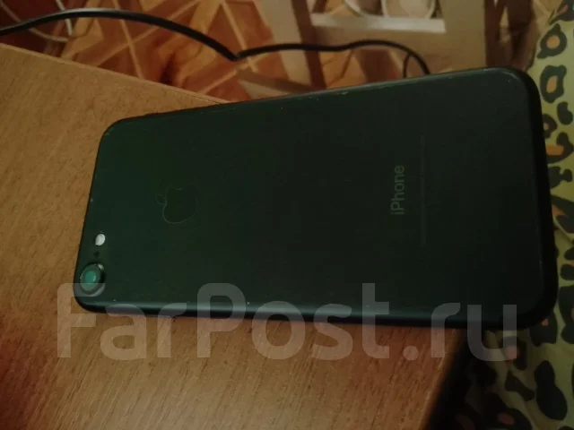 Apple iPhone 7. �/�, 32 ��, ������, 4G LTE ����