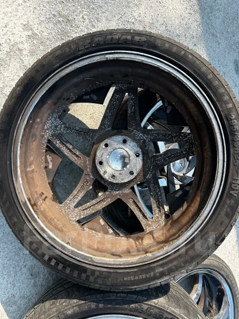 Hipnotic Wheels. 9.0x24", 6x139.7, ET15 ����