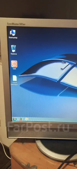 Samsung. 19", ���������� �� (LCD, LED, QLED) ����