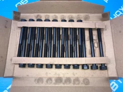 ���� ��� Isuzu Bighorn 8971334161 UBS69DW 4JG2 8971334161 ����