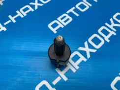 ������� ��������� Mitsubishi Airtrek MR141211 CU4W MR141211 ����