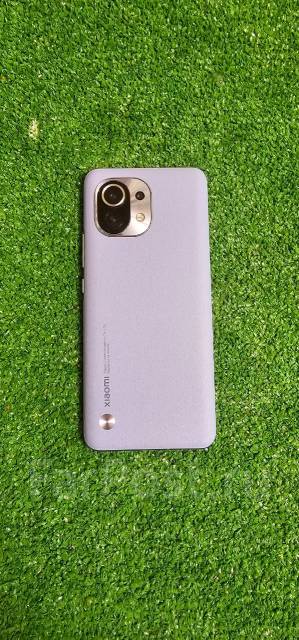Xiaomi Mi 11. �/�, 256 ��, ����������, 3G, 4G LTE, 5G, Dual-SIM, NFC ����
