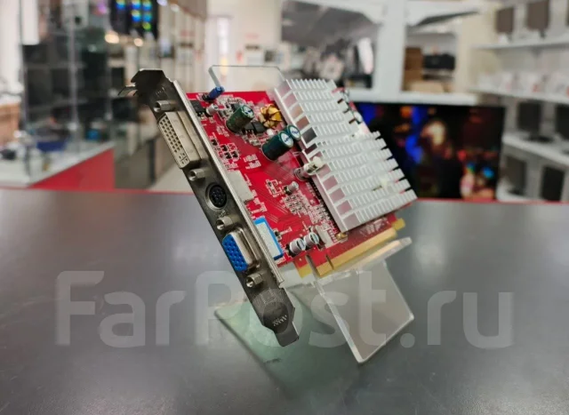 Radeon RX 550 ����