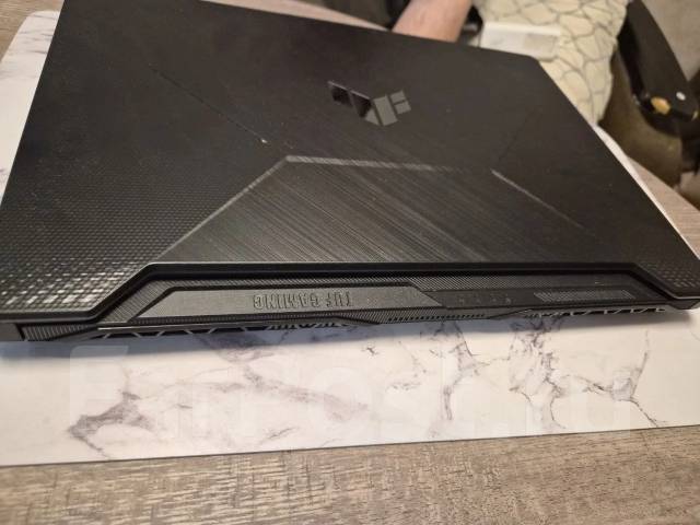 Asus TUF Gaming A15. 15.6", 2,5����, ��� 16 ��, ���� 512���, WiFi: 1, Bluetooth: 1 ����