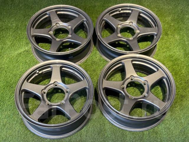 4x4 Engineering Bradley. 5.5x16", 5x139.7, ET20 ����