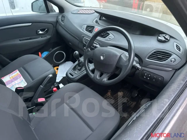 ������� Renault Scenic 2009-2012 21000297 8200665518 ����